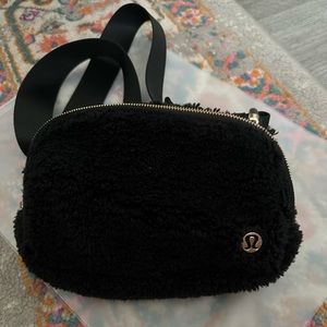 Black Sherpa Lululemon Belt Bag